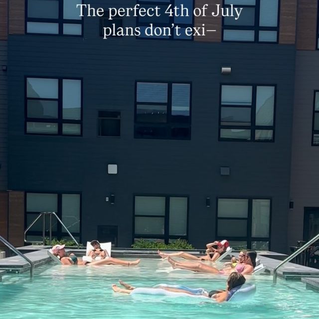From grilling with your crew to soaking up the sun poolside. Celebrate the 4th the VERVE 🇺🇸🥳🤩🍔

#VERVEBoise #boisestate #studenthousing #summer #apartment #fourthofjulyweekend