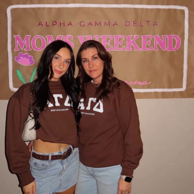 We were so excited to host @agdboisestate for Mom‘s weekend in the Verve clubhouse!! 🤎✨🙌

There’s nothing better than seeing our space filled with love, laughter, and the woman who shaped these girls into who they are today! 🥹

Moments like these are exactly why we love our clubhouse, the perfect place to gather, celebrate and make great memories that last way beyond college. 

At Verve it’s more than just where you live, It’s where your biggest moments happen. ❤️🤩🏡👯

#VERVEBoise #boisestate #studenthousing #apartment #momsweekend