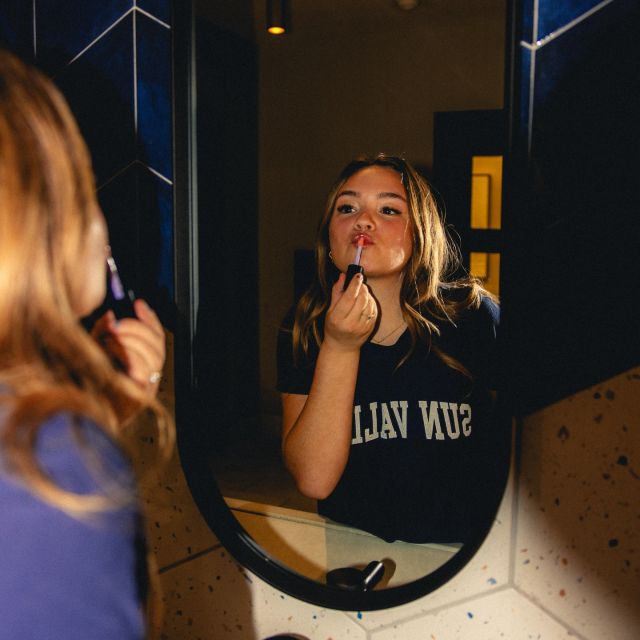Ready to keep living your best life! Renewal offers are live. Check your email for your personalized offer and secure your unit and parking before it’s gone! 🏠🤩🎉

#VERVEBoise #boisestate #studenthousing #summer #apartment #renew