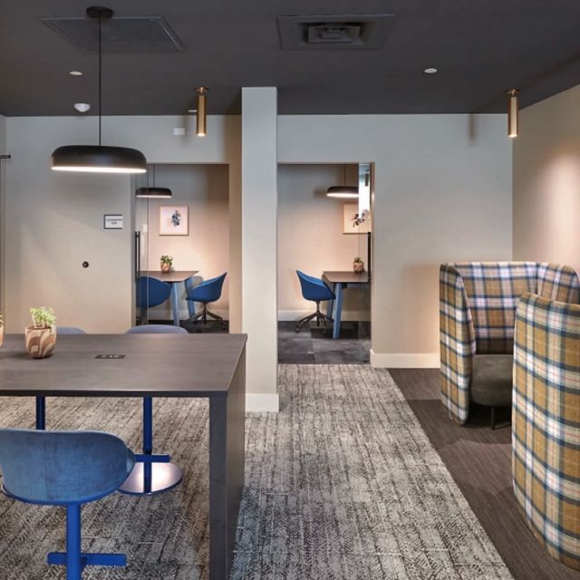 Looking for the perfect place to study? Our lounge and steady pods are designed to help you stay focused and comfortable while you get your work done 💪📚🧠

#VERVEBoise #boisestate #studenthousing #apartment  #midterms #study