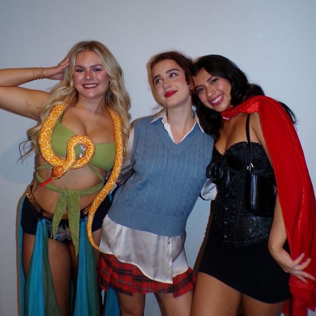 Happy Halloween! We can’t wait to see all your spooky, fun, and creative costumes tonight! Have fun, make memories and stay safe out there 👻🎃

#VERVEBoise #boisestate #studenthousing #apartment  #halloween