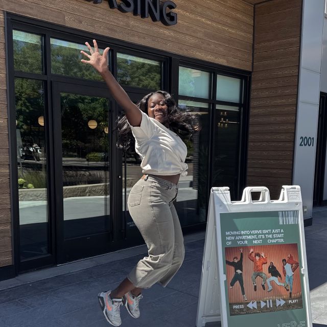 The wait is almost over… just 9 days till move in!!!!🎉 🥳🤩 Your new chapter starts here, and we’re so excited to be part of it. 🏡🥹🤗

#VERVEBoise #boisestate #studenthousing #summer #apartment #lifehasnorewind #moveinday